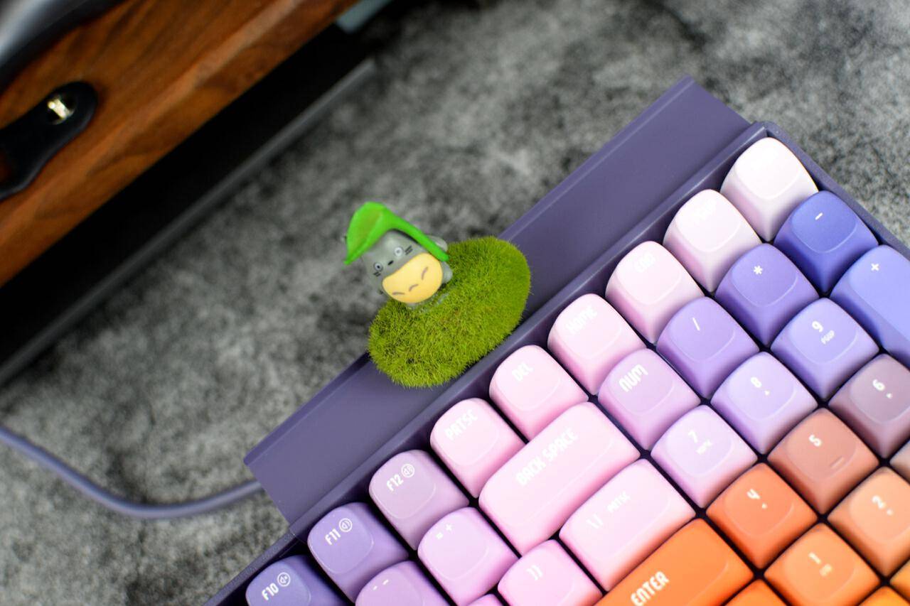 Lofree洛斐小翘星河主题机械键盘:充满艺术感的高颜值键盘,情人节送礼首选