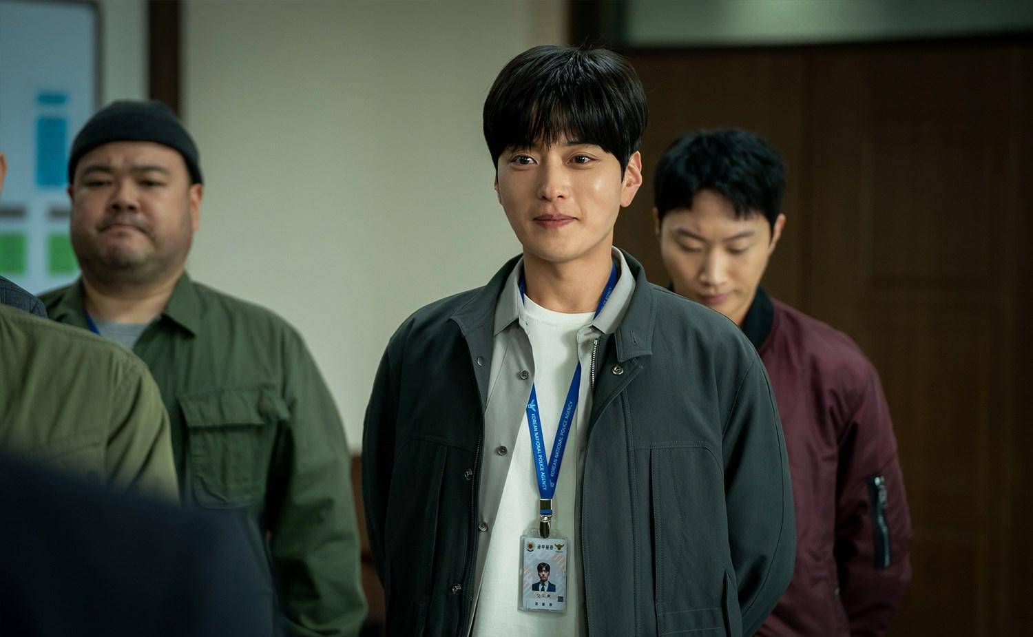 韩剧《模范刑警2》孙贤周追缉「白袍连环杀人案」 张胜祖突破盲点揪出