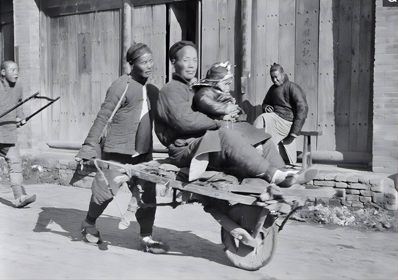 在旧社会,一直流行"车船店脚牙,无罪也该杀",这是为何?