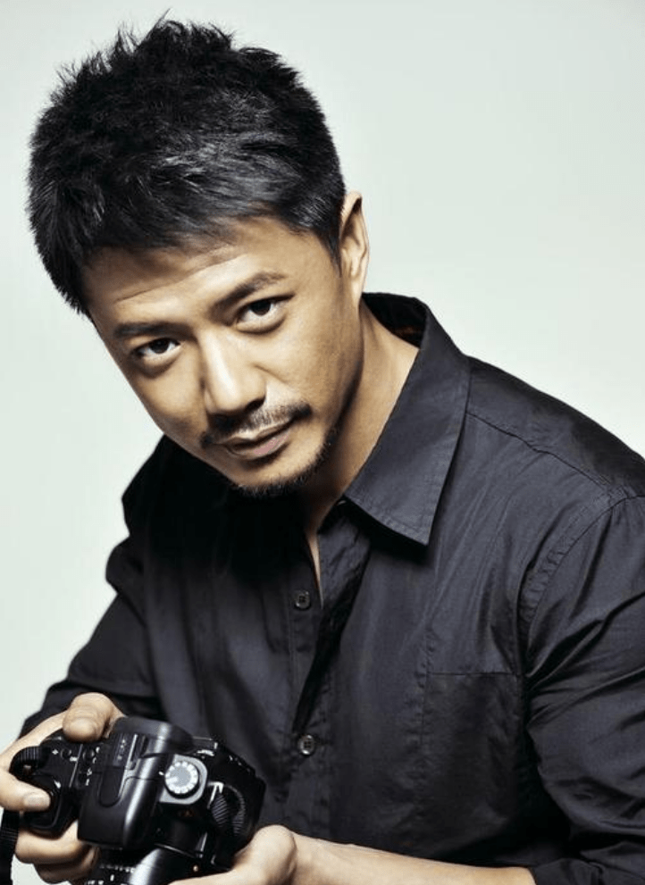 错过大学时期暗恋女神陶虹的段奕宏,现在过得幸福吗?