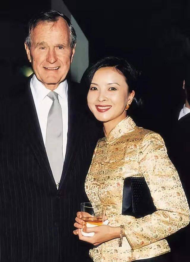 "杨贵妃"周洁,舞蹈功底不输杨丽萍,24岁闪婚,3个月就离婚_能力_因为