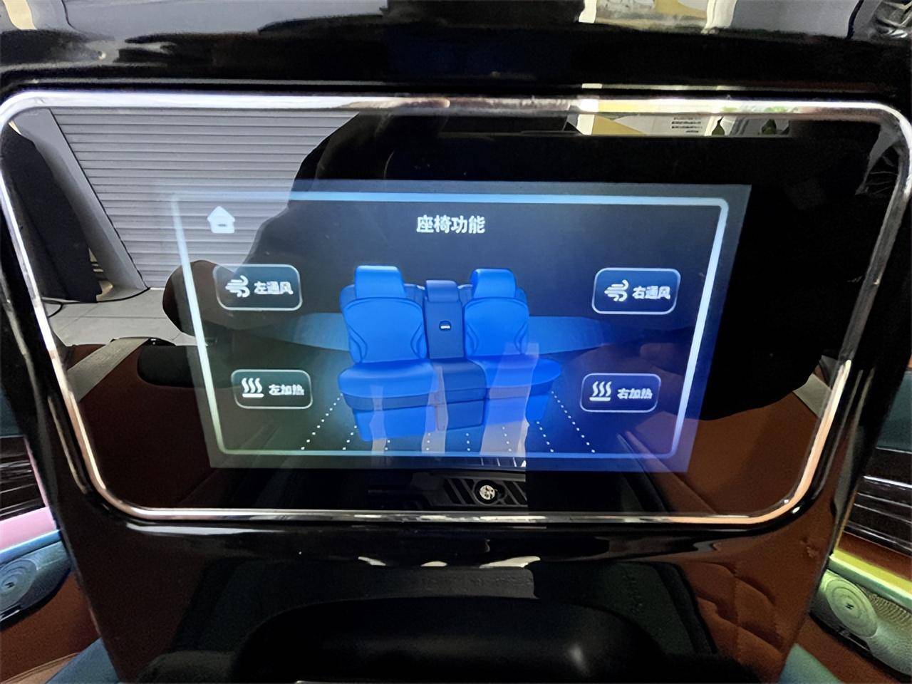 福特黑武士豪华七座商务车超高性价比_搜狐汽车_搜狐网