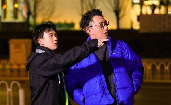 郭麒麟怀念初恋,初中时的早恋感情最真,父亲郭德纲都知情_问题_华少