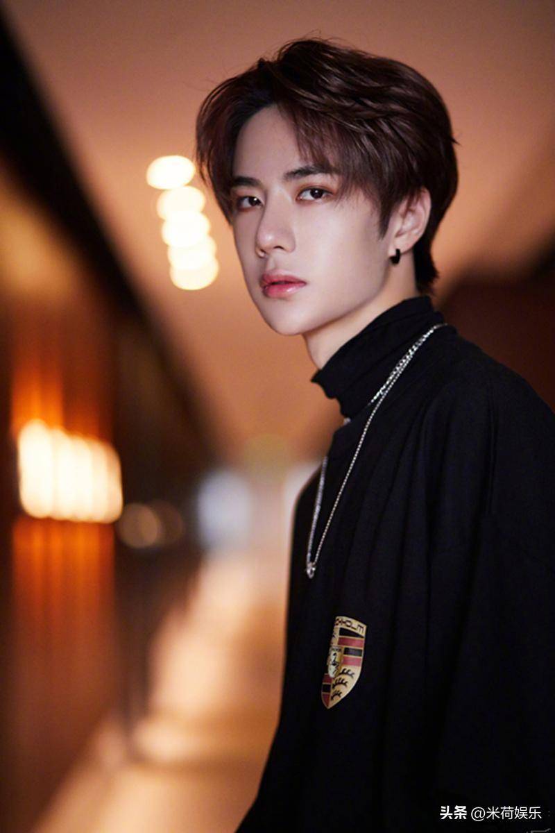 吴亦凡事件再引关注,受害女生爆料被指碰瓷王一博,粉丝愤怒担心_因为