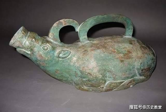古代“夜壶”口这么小,女人怎么用?看完才知古人智慧!_文物_因为_村民