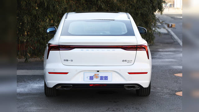 花a级车的钱,享受b级车的配置和舒适性,奔腾b70是否值得入手_搜狐汽车