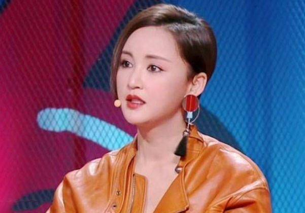 2010年,陆远与廖凡,刘恺威,张歆艺,胡可,冉倩等主演了《风声传奇》,在