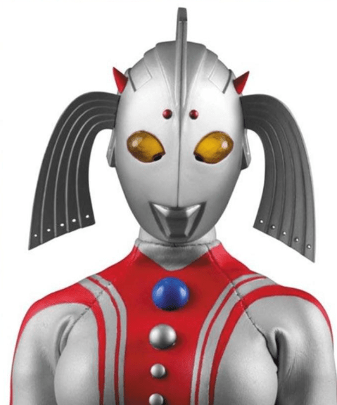 个小朋友站的位置也太巧了,以至于觉得这个小男孩都有点像奥特之母了!