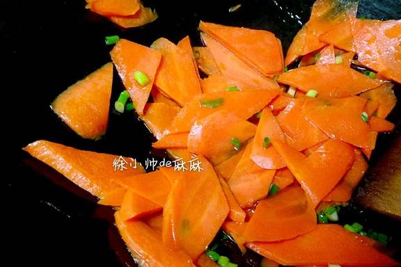 这被称为小人参的菜，孩子要多吃，常吃能补***明目，对眼睛视力好(图7)