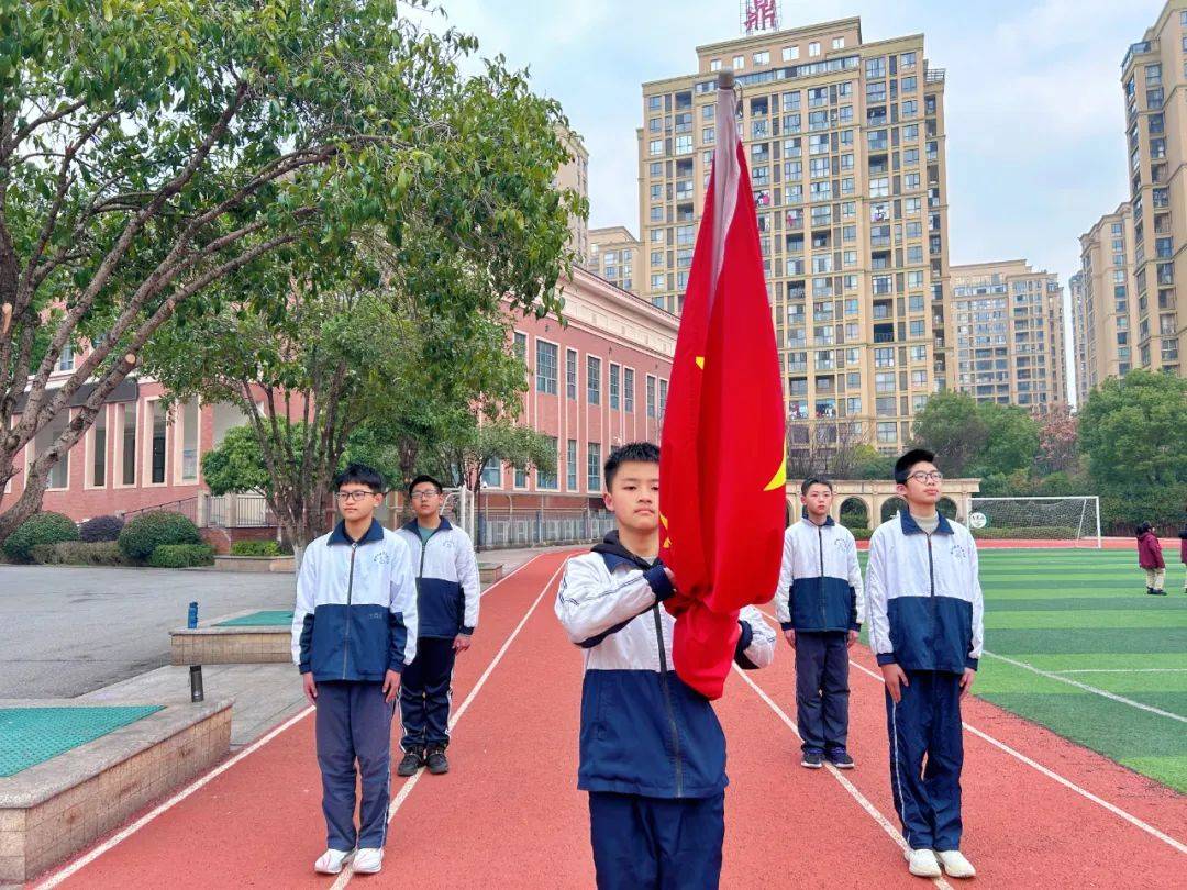 雁西湖学校图片