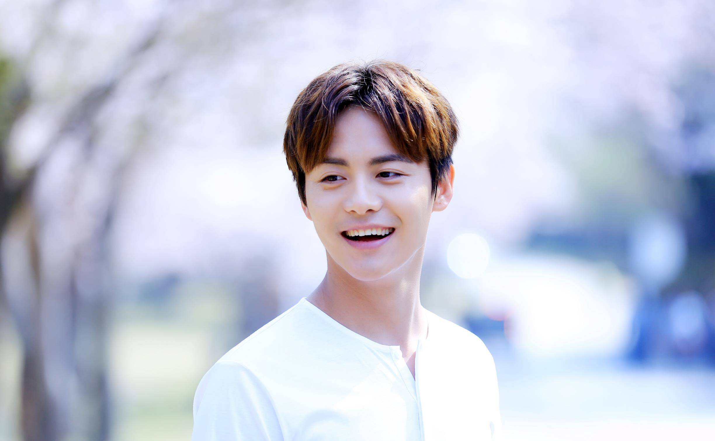 杨颖官宣单身后首现身,马天宇新恋情曝光?举止亲密还同回酒店!_网友_