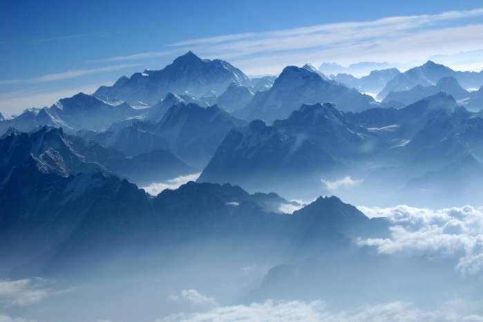 喜马拉雅山有雪人出没？科学家探索多年依旧无果，内藏千年谜团(图1)