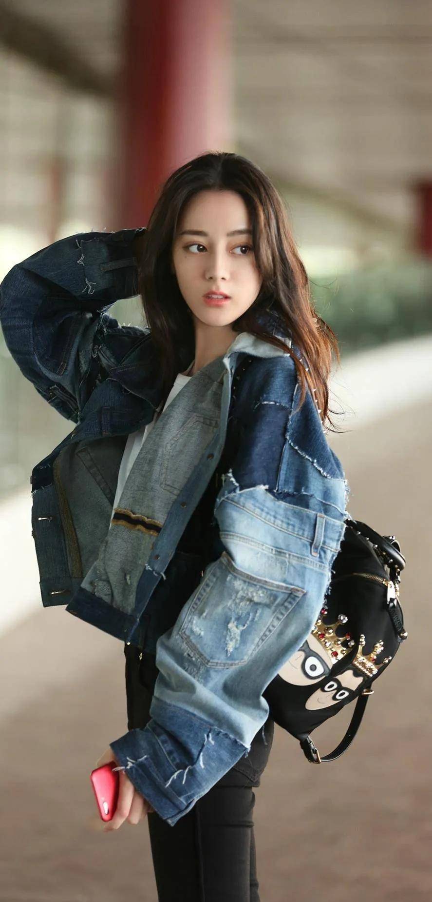 迪丽热巴是图片热门终结者,养活千万博主,作品过优_来源_主题_观众