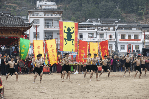天峨 “文化+旅游”融合发展，铸牢中华民族共同体意识 (图6)
