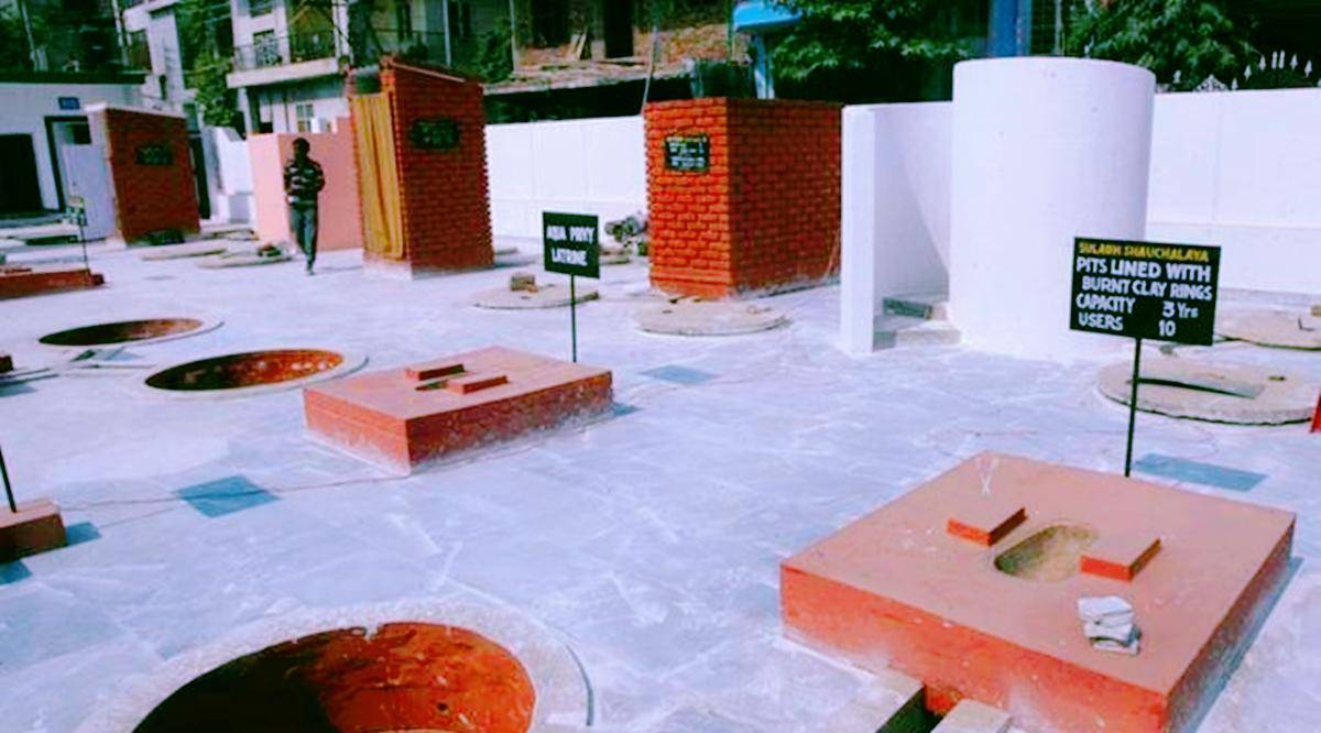 印度"重口味"博物馆,展示了各种各样的马桶,游客:感觉有怪味_厕所