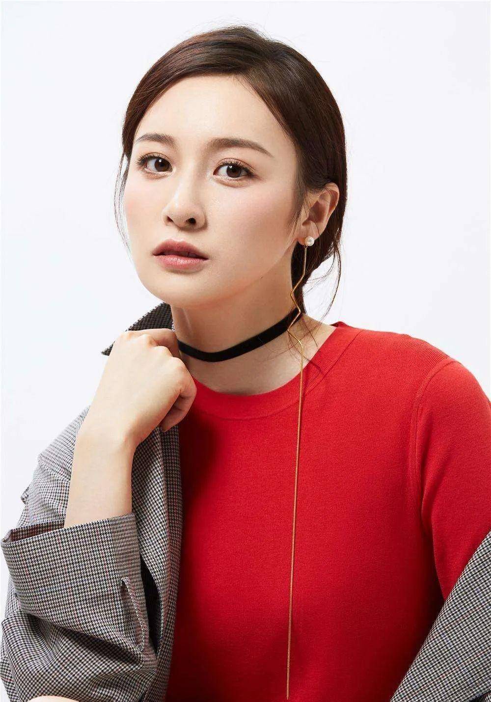 从5岁到30岁,隆妮的出现,弥补了温州女明星的缺憾_印象_电视剧_人物