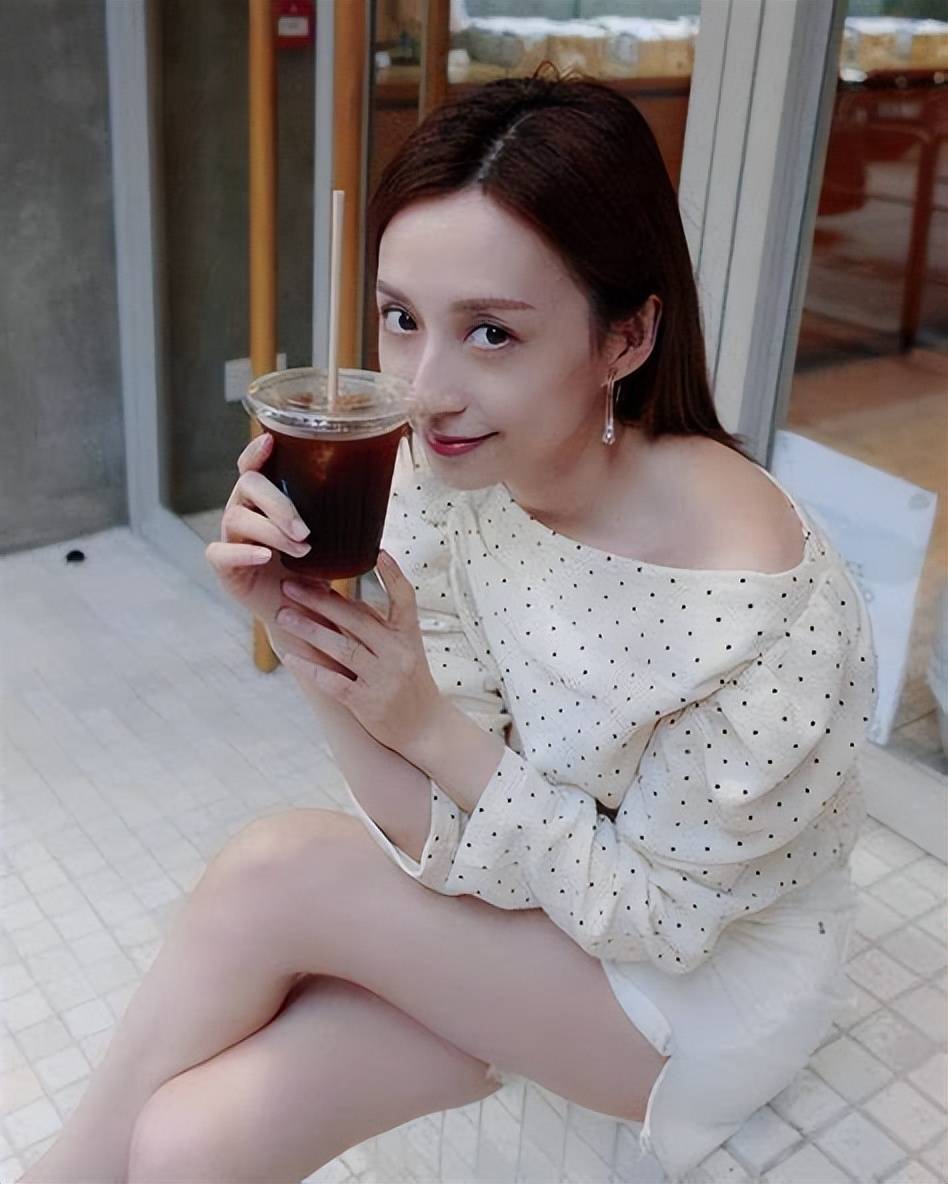 tvb女星携2大视帝开新剧再冲击视后,饼店生意更同步发展_龚嘉欣_合作