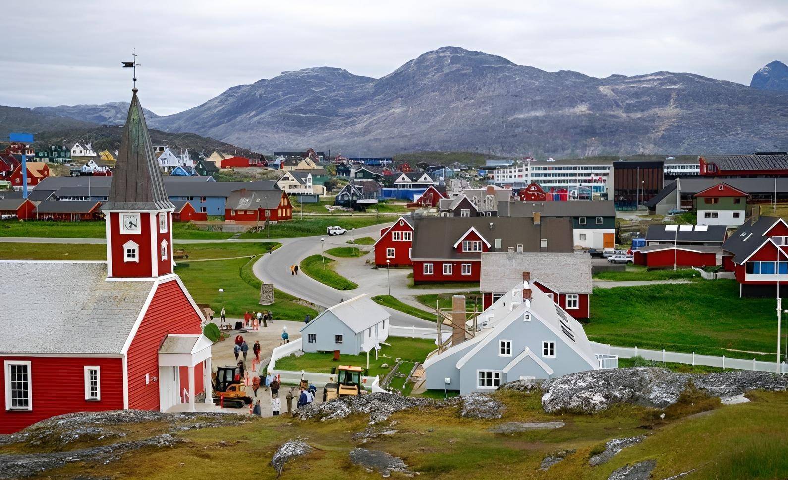 格陵兰岛:风景美如画,自杀率全球最高,年轻人接连自杀坟墓遍地