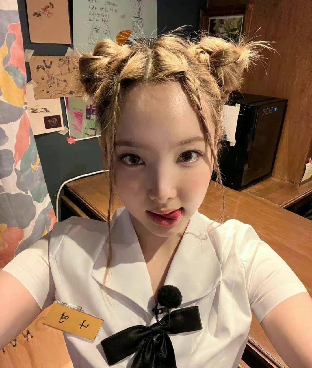 灯笼辫灯笼辫应该是咱们小时候的老朋友了,最近y2k的兴起,灯笼辫也不