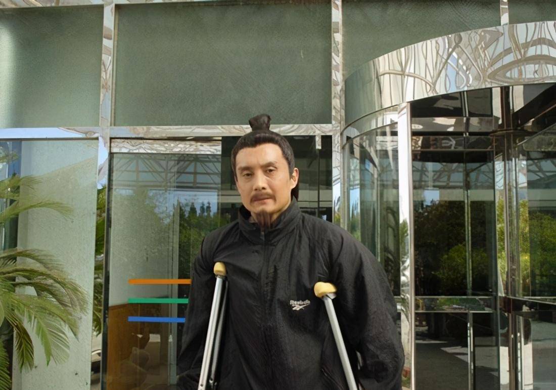 "白龙马"王伯昭,曾被谢霆锋张卫健打入院,落魄到南京卖卤肉_事件_作品