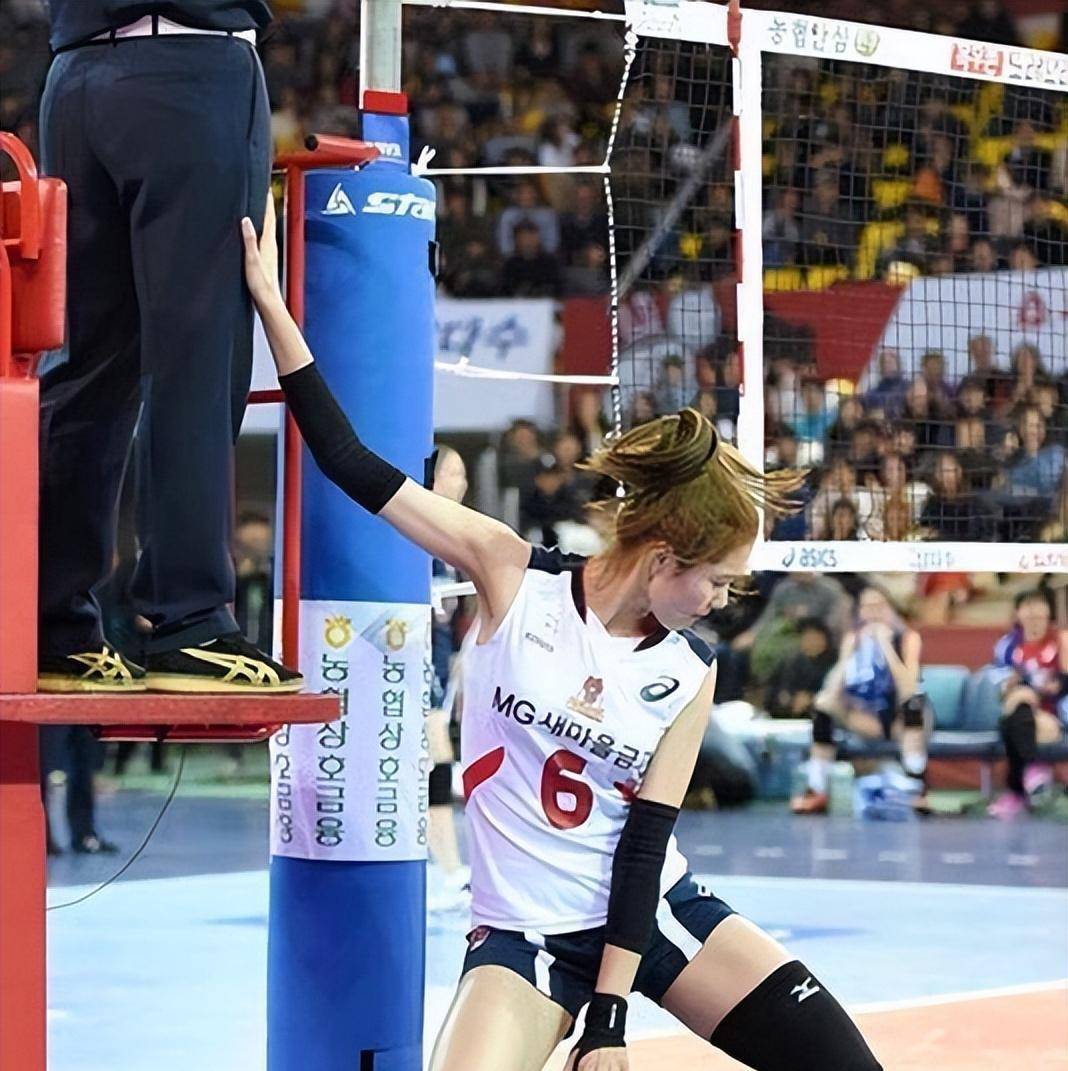 李多英吸粉的绝招那就是爱"表演",其他比赛可能中