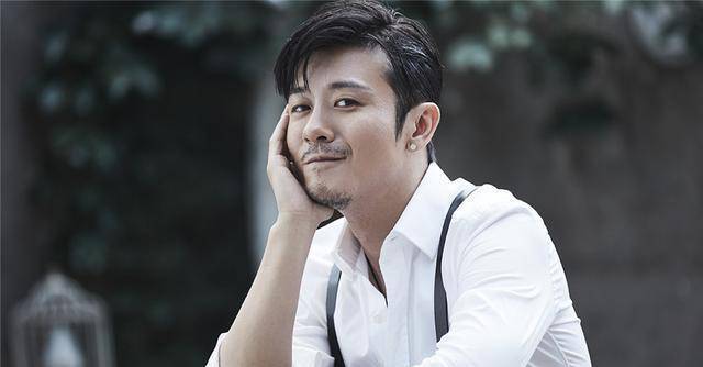 越老越帅,只能三观跟着五官走!王阳气质卓绝,靳东温润儒雅