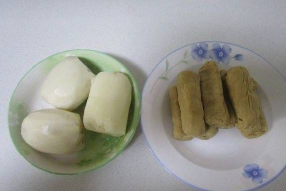 这道菜虽为全素的，但比肉还要好吃，酸酸甜甜多吃了也不怕长肉(图4)
