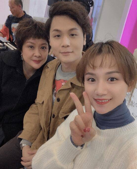 《外来媳妇本地郎》湛江美女龚洁影,已婚多年,丈夫是"洗剪吹"_天庥_邝