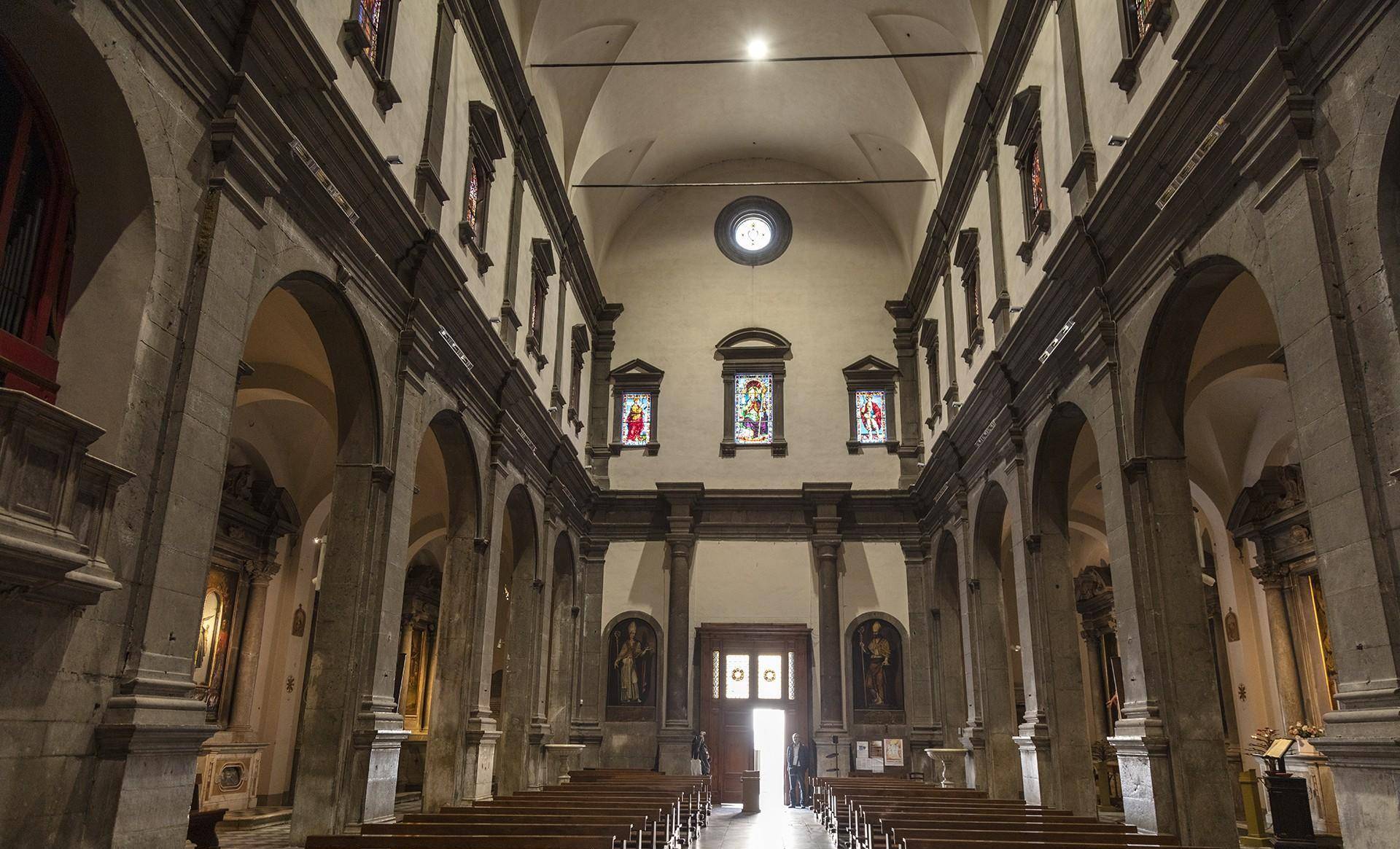 作为普契尼的故乡,卢卡绝对称得上艺术之都,卢卡音乐学院是意大利最