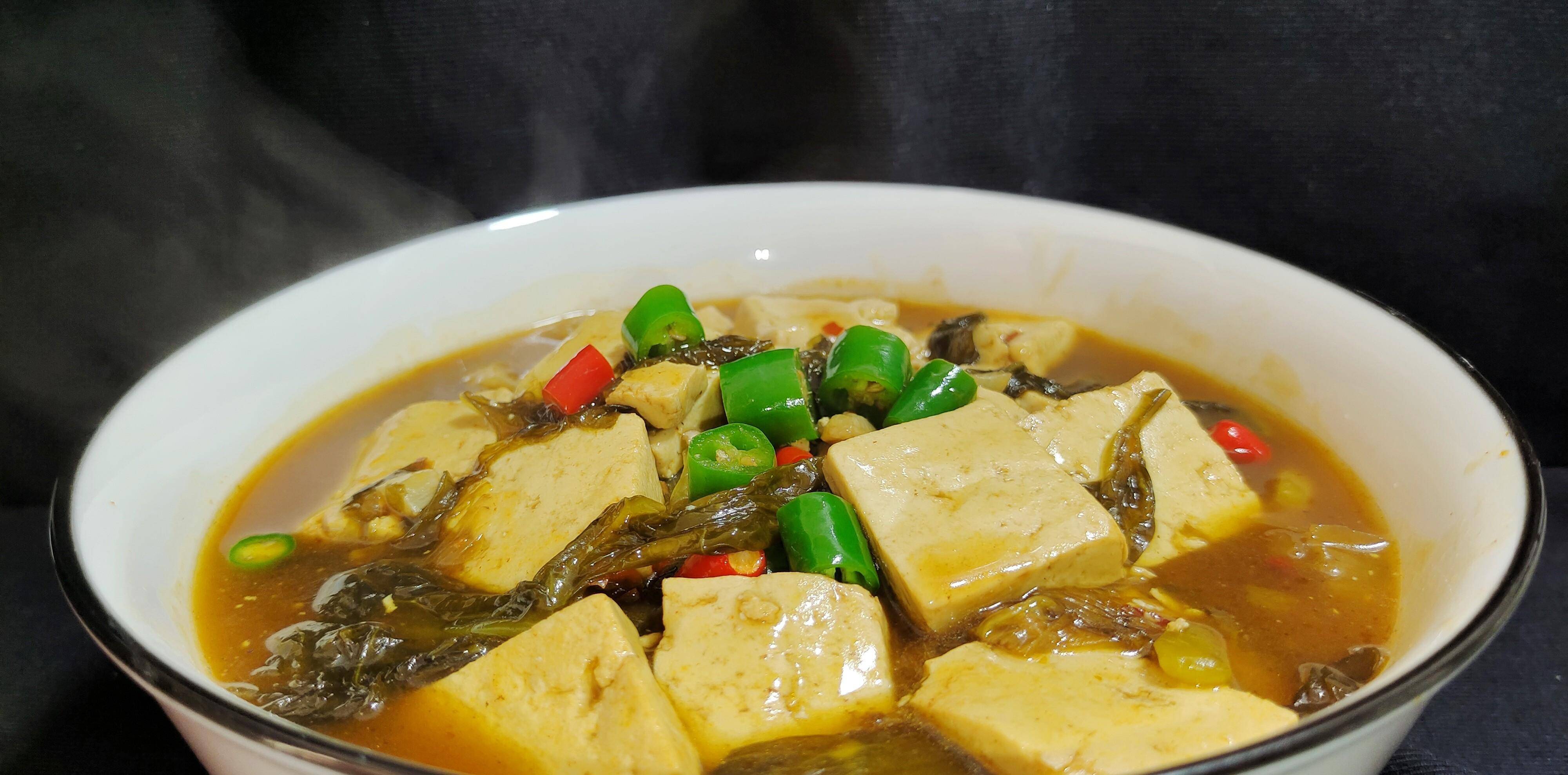 酸菜炖豆腐:这菜是"米饭杀手"!