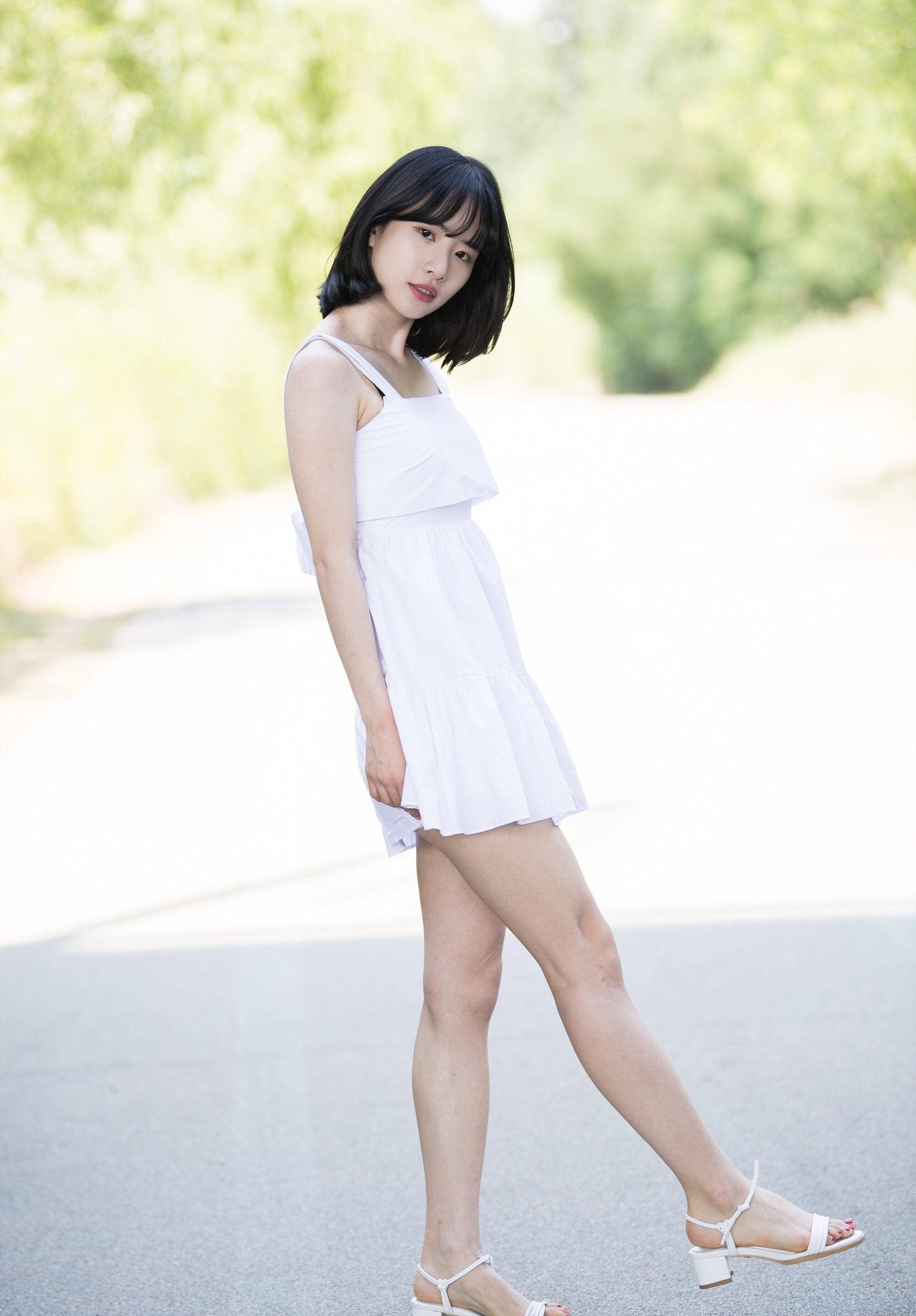 足够美丽的金炫廷国外女歌手,女子演唱组合宇宙少女成员.