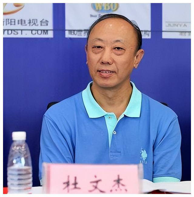 央视世界拳王争霸赛没落了,王国钧杜文杰韩乔生均离开节目_拳击_比赛