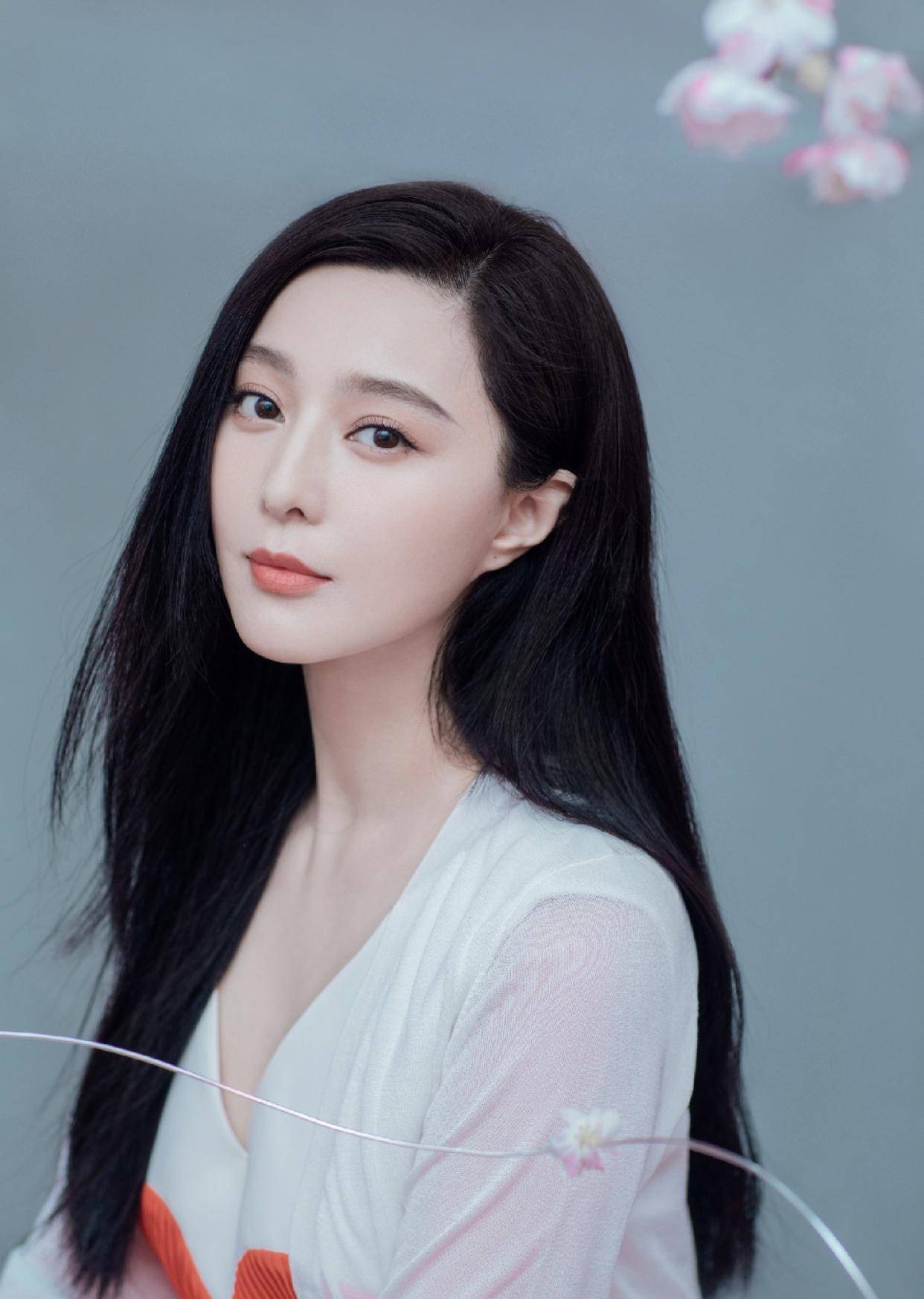 范冰冰近照又美了!