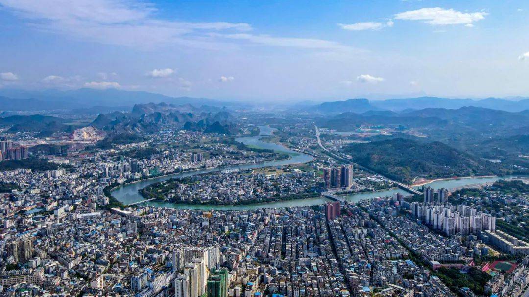 北流市成为广西首个gdp突破400亿元的县(市)