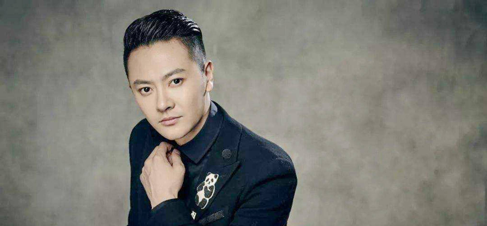 "插刀教主"杜淳的坎坷寻爱史,和他背后的3位绯闻女友_张嘉倪_印小天