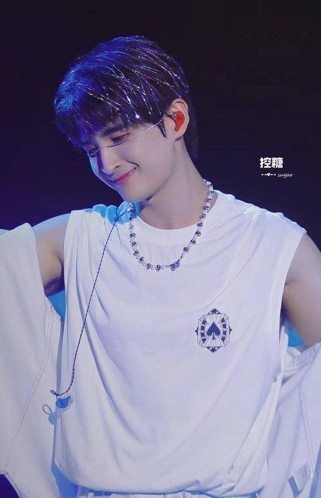 《朝阳打歌中心》中,张远对歌曲《棉花糖》也是"口