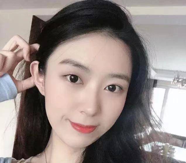 张镇麟女友晒绝美写真!