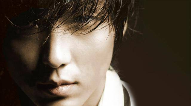 「情花剧毒」邪魅狂狷,黑白无间,浪子李准基的少年派旅行_kay_李秀