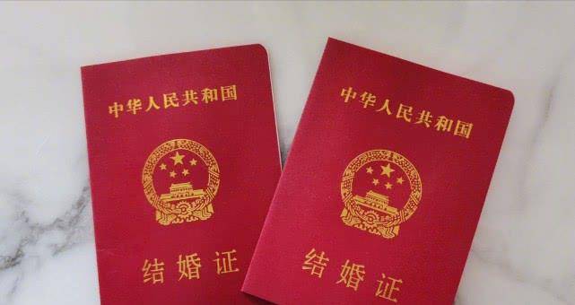 魏晨秀恩爱晒结婚证,好兄弟纷纷送来祝福,只有俞灏明有苦说不出