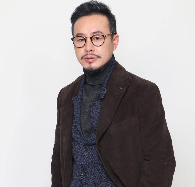 演员张颂文,一个成功把方法派和体验派完美结合,脚踏实地的演员