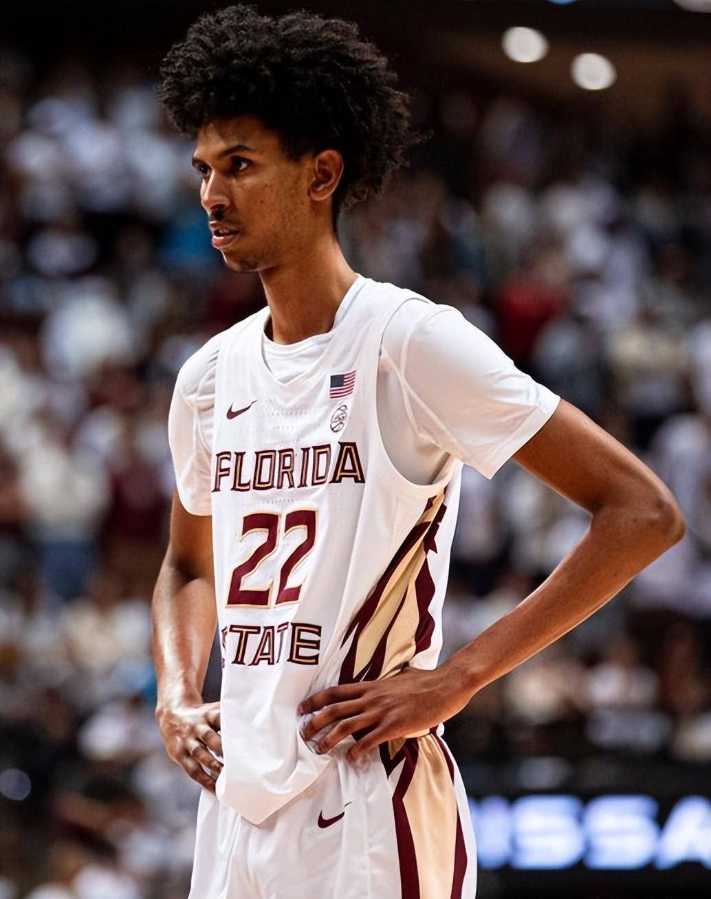 john butler巴特勒在大一赛季场均5.9分3.2篮板1.