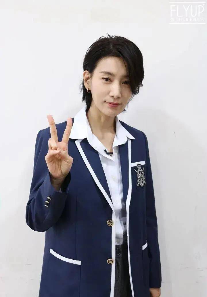 逆天颜值,男女通吃:我直接叫声老公不过分吧_金瑞亨_天海佑希_短发
