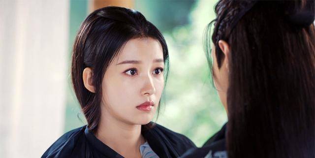 今夕何夕:冬月一袭红衣舞剑绝不"单纯",冯夕抚琴,一见钟情_孙怡_造型