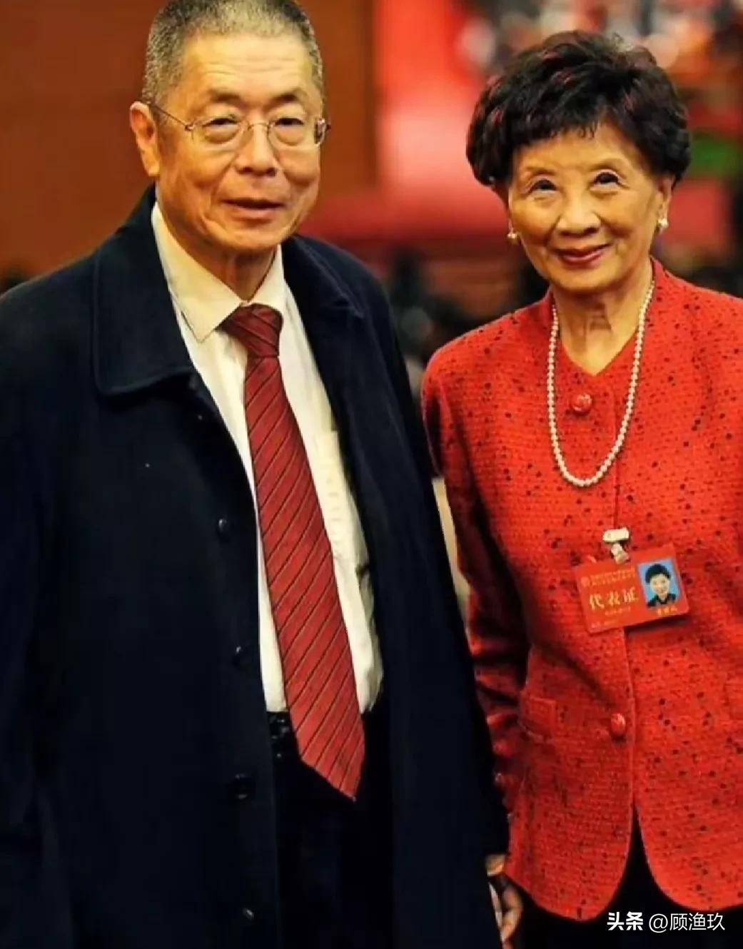 刘诗昆著名钢琴家,82岁与45岁娇妻老来得女,女儿比孙女还小_孙颖才