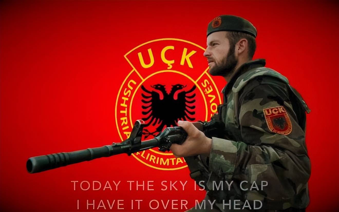 1996年,阿族建立了一支武装暴力反抗组织,自称"科索沃解放军(kla)".