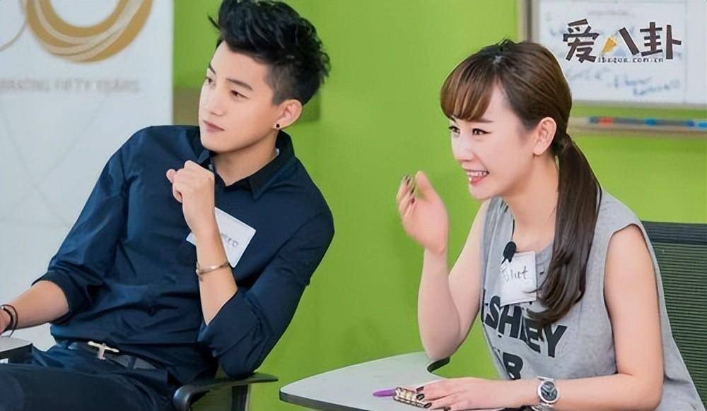 贾青_秦奋_富二代