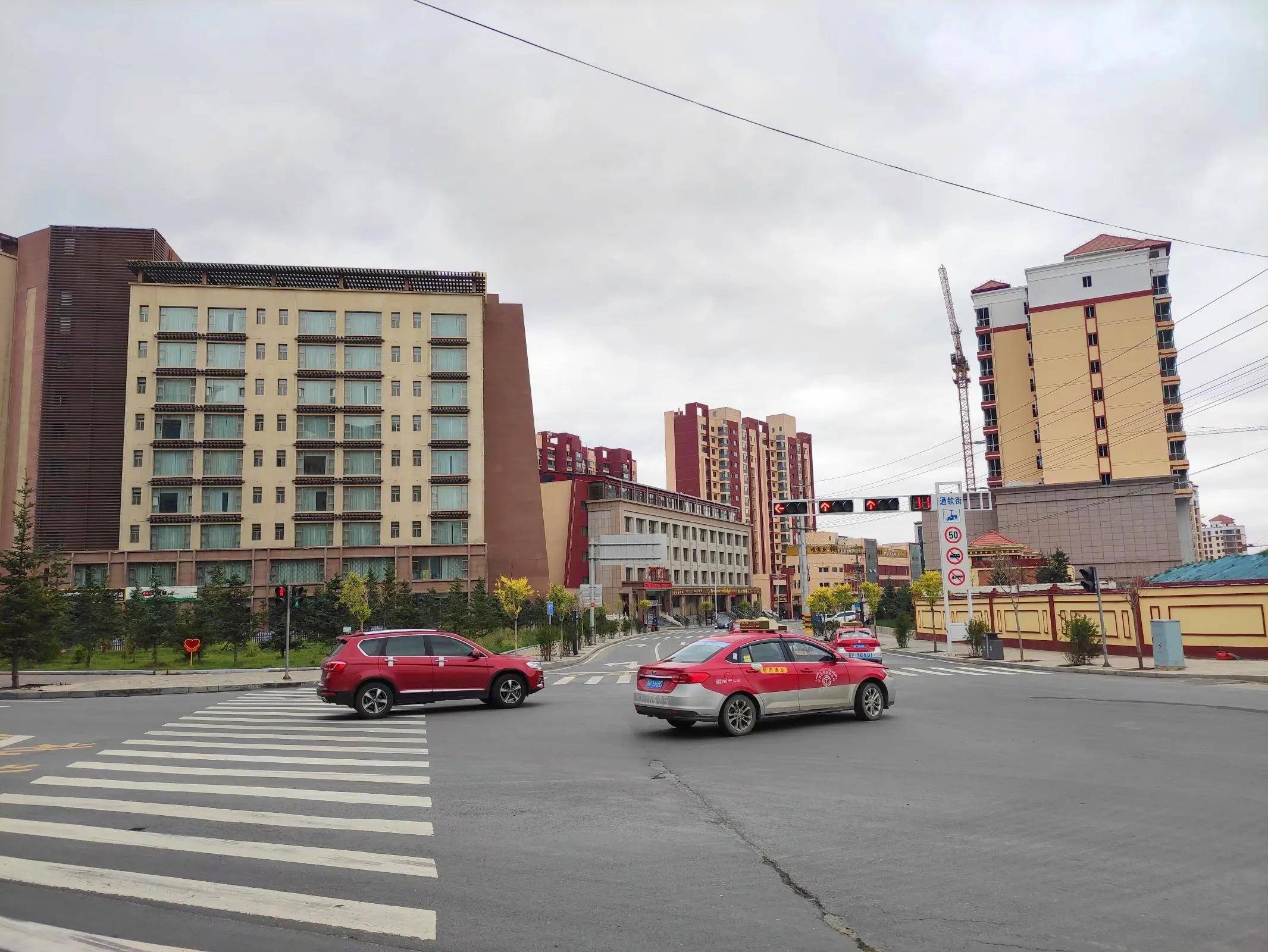 旅行去了两次甘肃合作市,谈谈我对这座高原小城的几点旅行印象