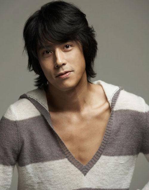 里的男二,现实中是富家公子,如今是两个孩子的父亲_韩在硕_中国_因为