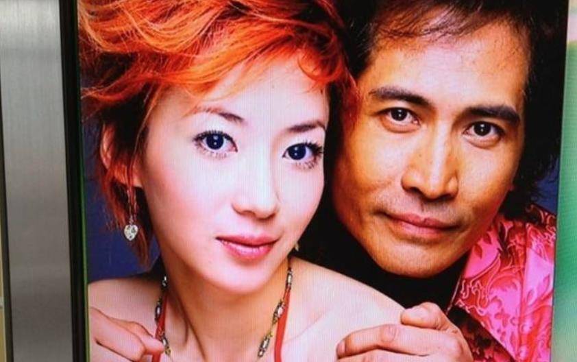 四川女婿齐秦:50岁娶小24岁妻子,是岳母心中的好女婿_方美芳_音乐