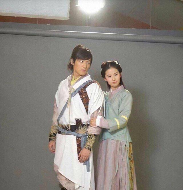 罕见定妆照,3人曾试镜阿奴,胡歌并非李逍遥第一人选_刘亦菲_彭于晏